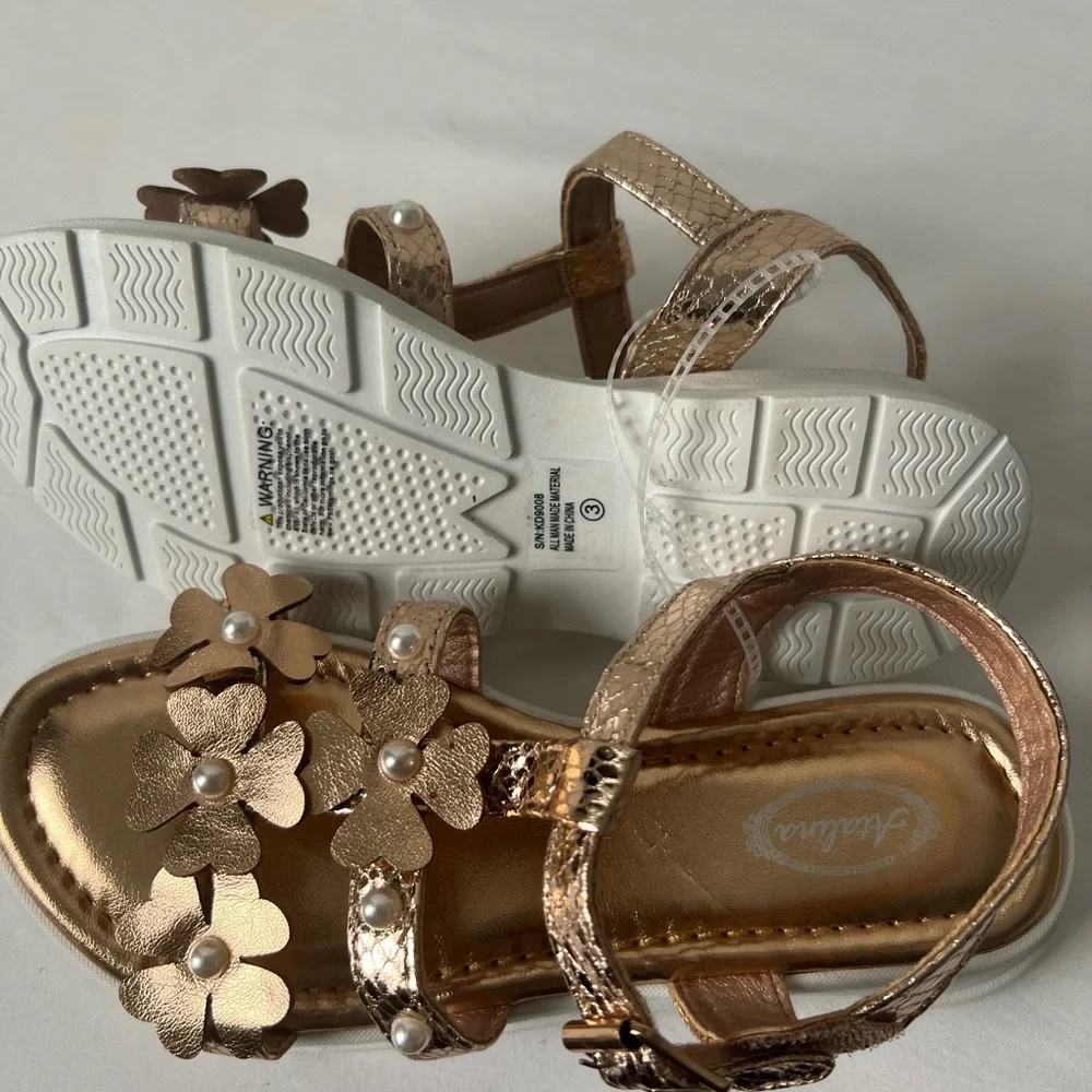 Atalina Little Girl’s Classy Gold T-Strap Sandals with Petal Accents Size 3 NWOT